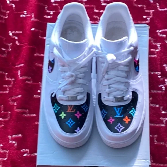 Custom Nike Air Force 1 - Picture 7 of 7